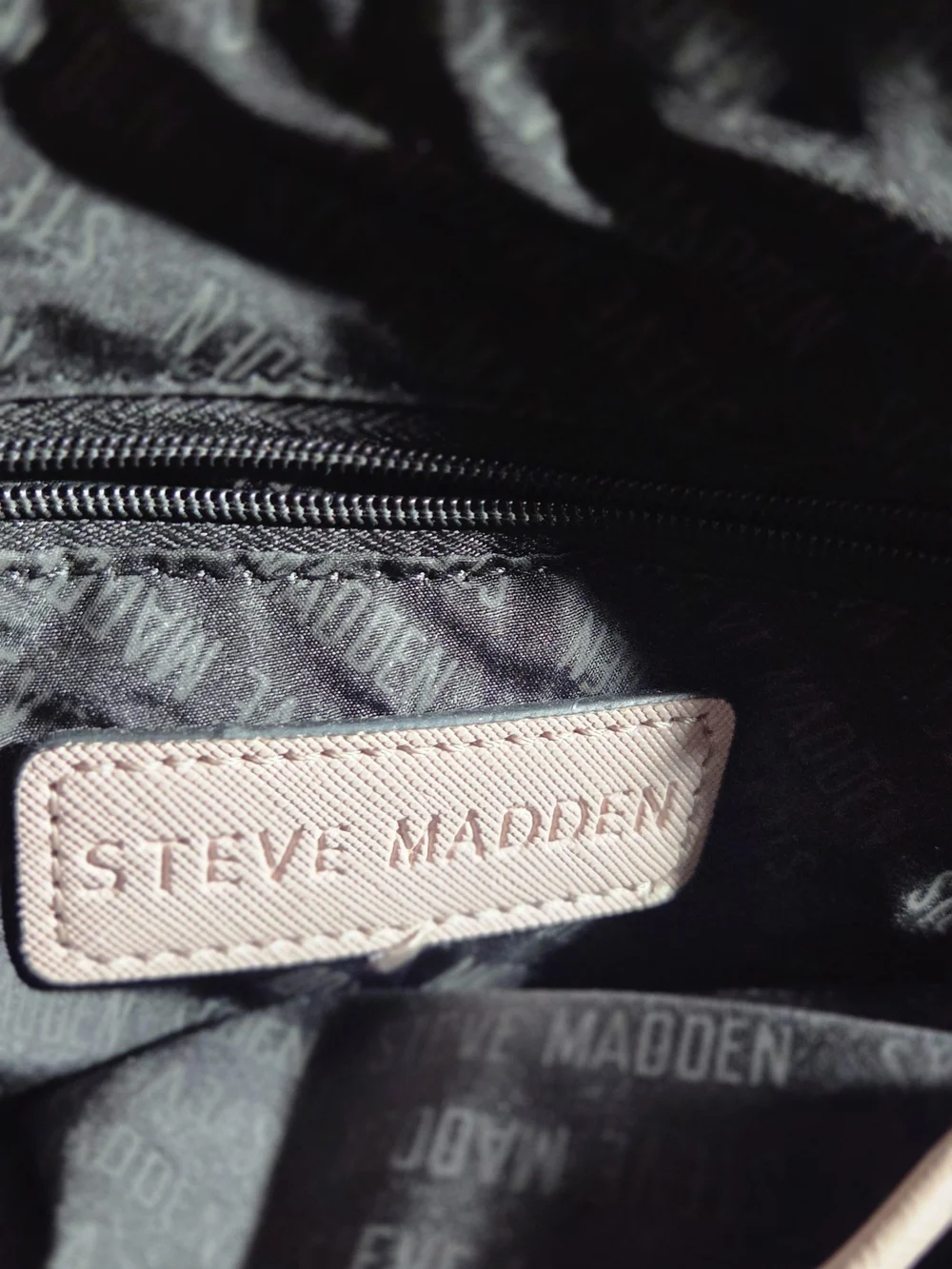 Steve Madden Pale Pink Dome Crossbody Bag - Picture 3 of 4